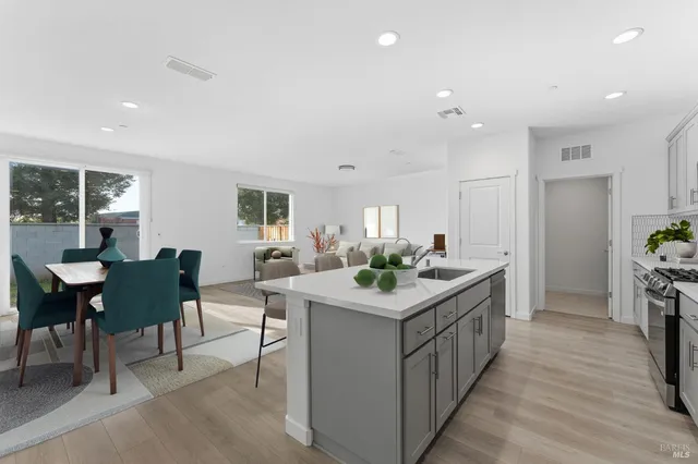 $698,500 | 5422 Nuovo Way, Antioch, CA 94531