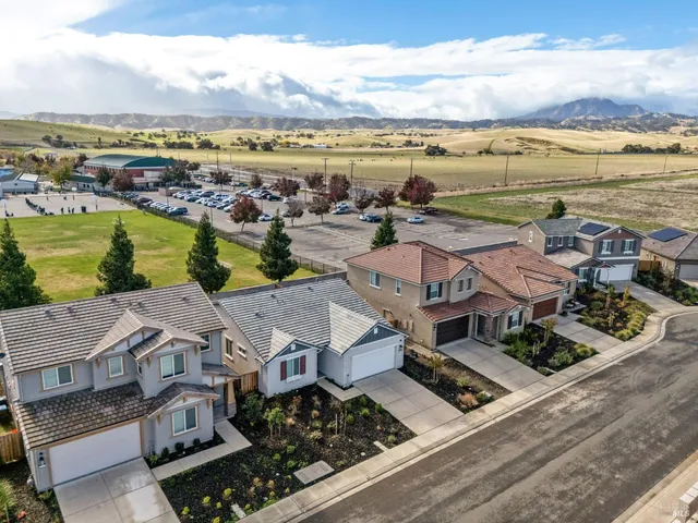 $698,500 | 5422 Nuovo Way, Antioch, CA 94531