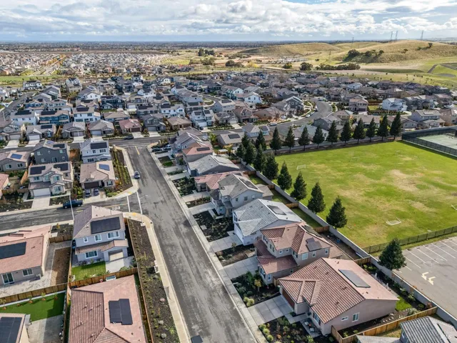 $698,500 | 5422 Nuovo Way, Antioch, CA 94531