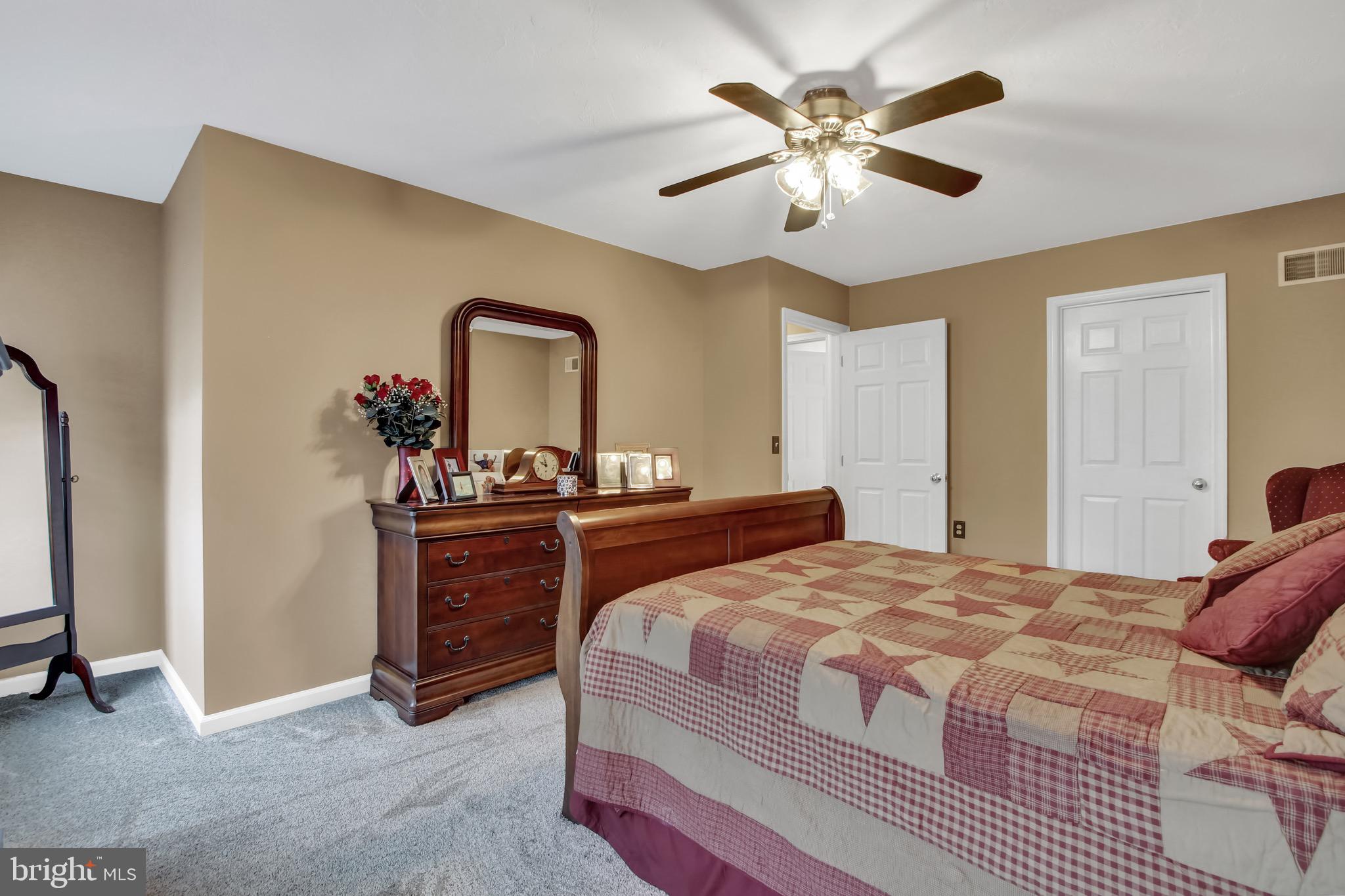 238 North Walnut Street Spring Grove, PA 17362 - Photo 15 of 26 Gallery Image 15