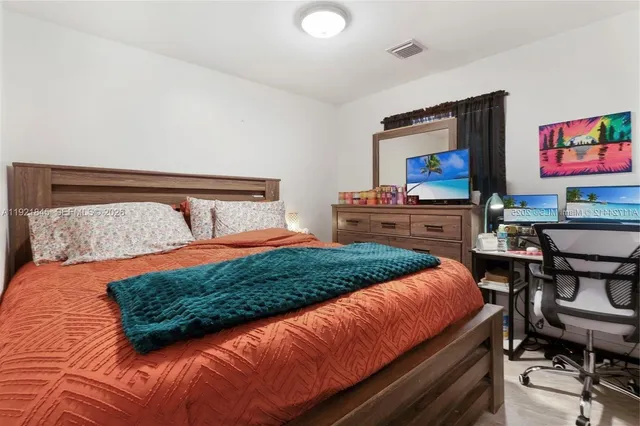 $2,700 | 219 Northwest 7th Court, Unit 2, Hallandale Beach, FL 33009