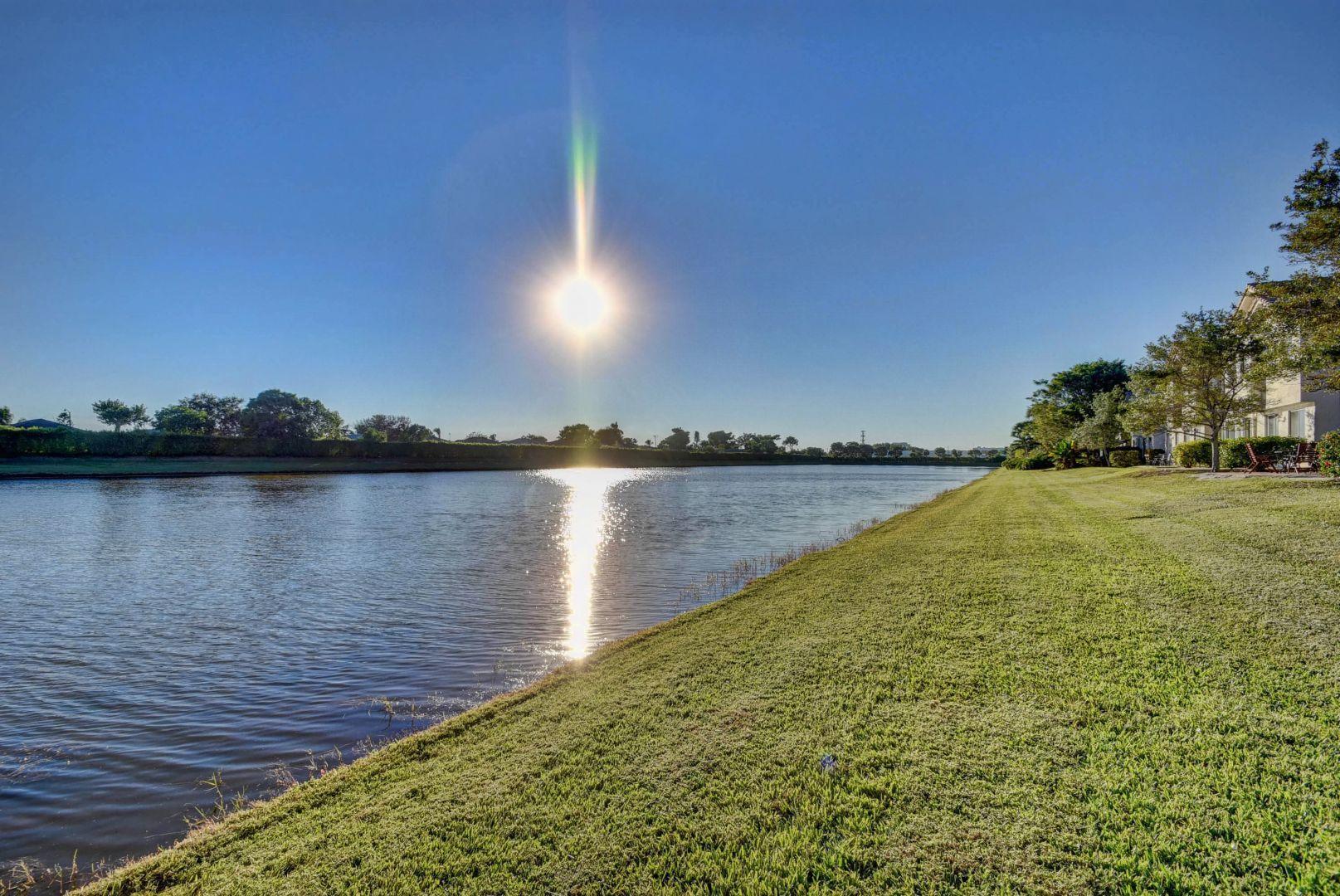 3157 Laurel Ridge Circle Riviera Beach, FL 33404 - Photo 3 of 24 34_untitled (34)