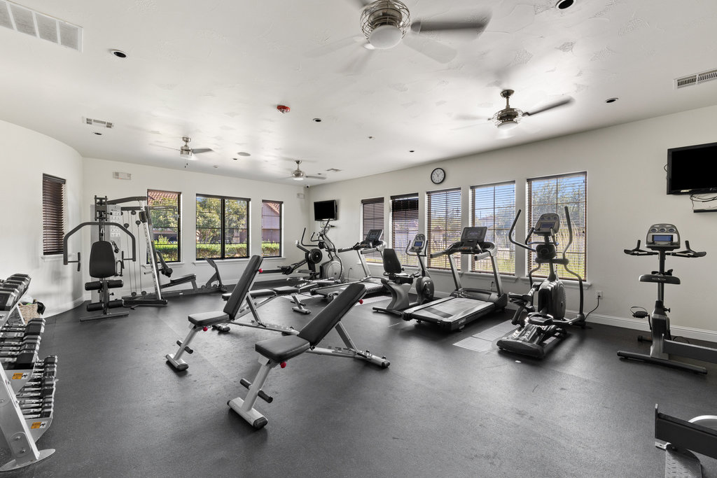 9116 Villa Norte Drive Austin, TX 78726 - Photo 35 of 40 a view of a room with gym equipment