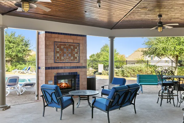 $700,000 | 9116 Villa Norte Drive, Austin, TX 78726