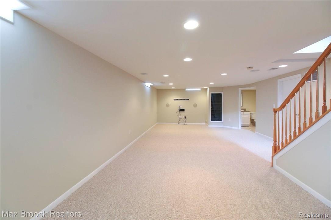 80 Maplefield Road Pleasant Ridge, MI 48069 - Photo 25 of 28 Maplefield 80 BA.jpg