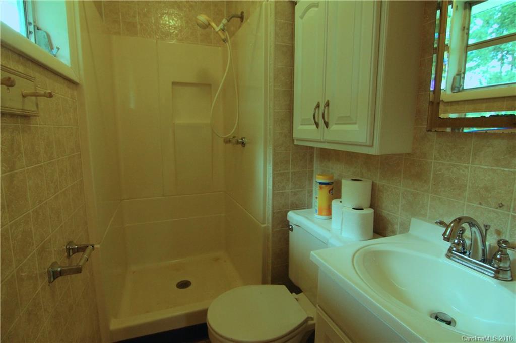 127 Temple Church Road Brevard, NC 28712 - Photo 16 of 20 Gallery Image 16