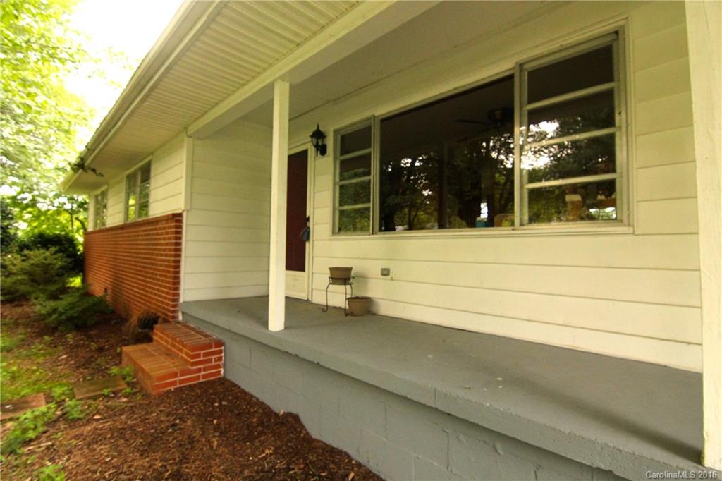 127 Temple Church Road Brevard, NC 28712 - Photo 7 of 20 Gallery Image 7