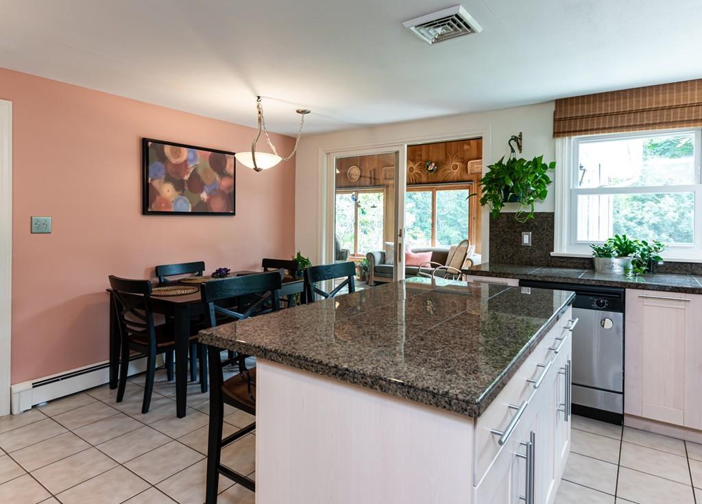 33 Wildwood Road Andover, MA 01810 - Photo 4 of 30