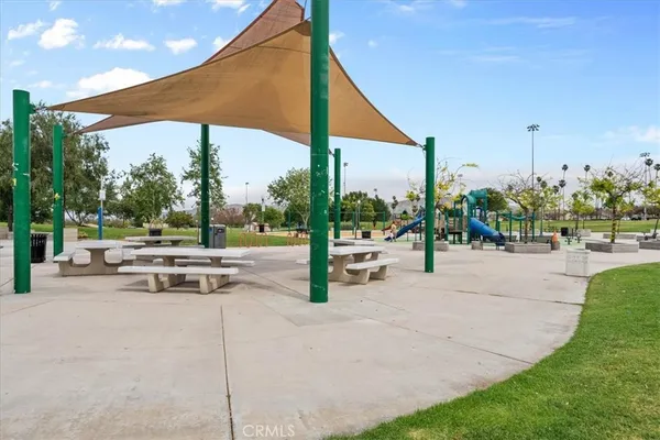 $990,000 | 2511 Gilbert Avenue, Corona, CA 92881