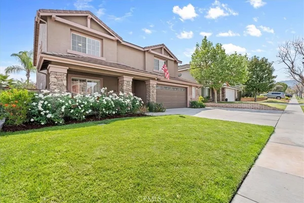 $990,000 | 2511 Gilbert Avenue, Corona, CA 92881