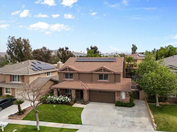 $990,000 | 2511 Gilbert Avenue, Corona, CA 92881