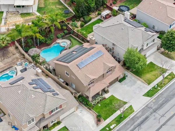 $990,000 | 2511 Gilbert Avenue, Corona, CA 92881