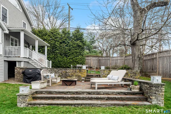 $1,995,000 | 370 Rowayton Avenue, Norwalk, CT 06853