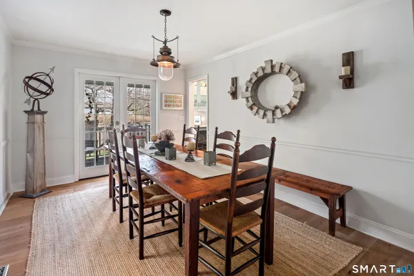 $1,995,000 | 370 Rowayton Avenue, Norwalk, CT 06853
