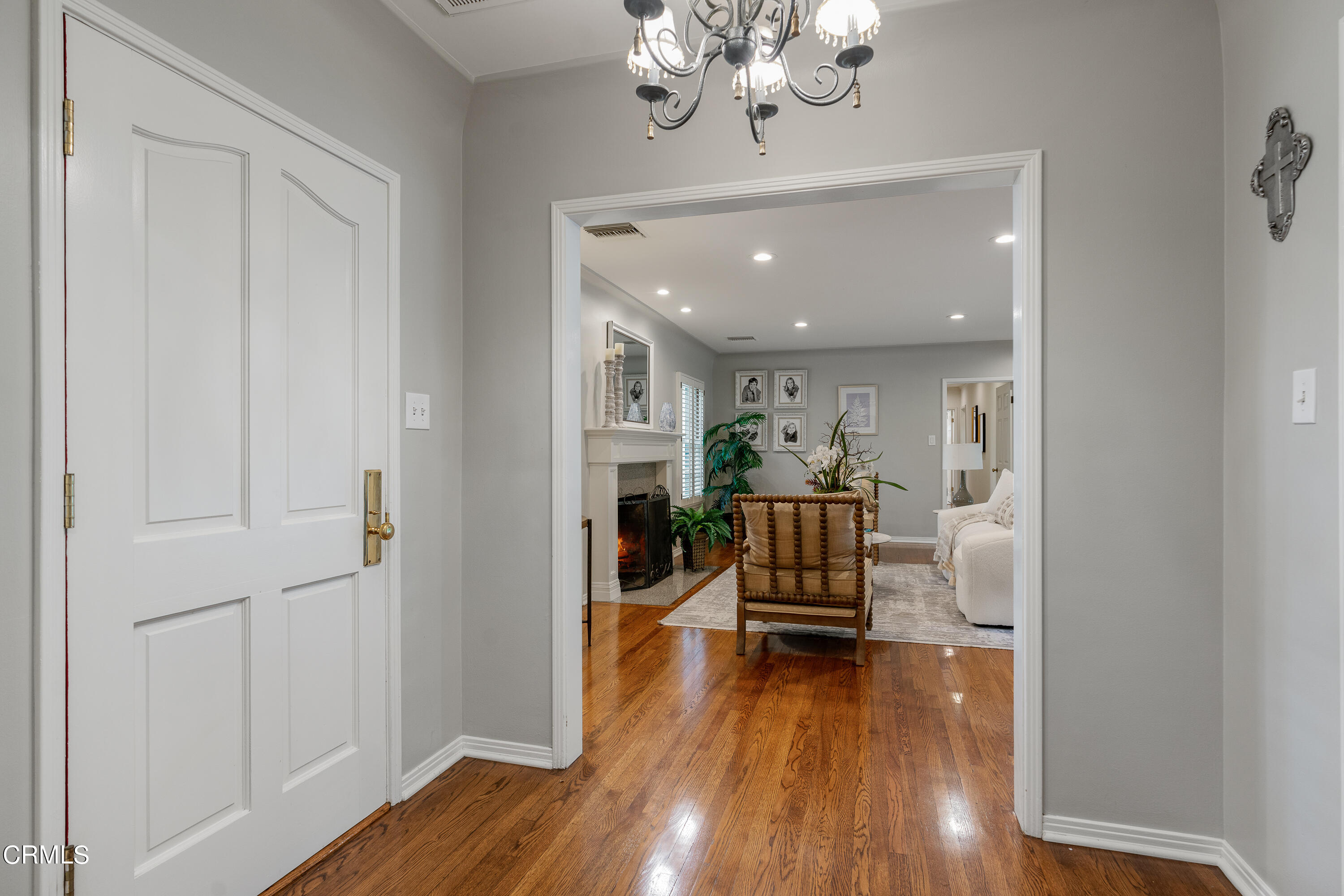 1265 Inverness Drive Pasadena, CA 91103 - Photo 4 of 44 a view of kitchen with livingroom and furniture