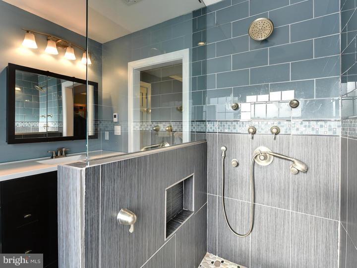 11 East Clearfield Road Havertown, PA 19083 - Photo 18 of 25 Master Bathroom