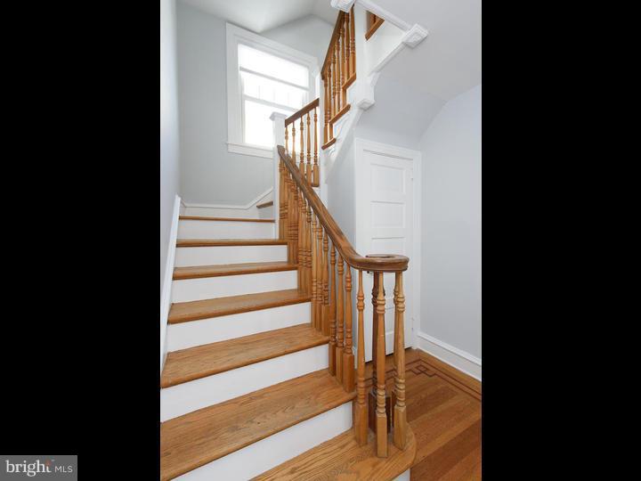 11 East Clearfield Road Havertown, PA 19083 - Photo 3 of 25 Hallway