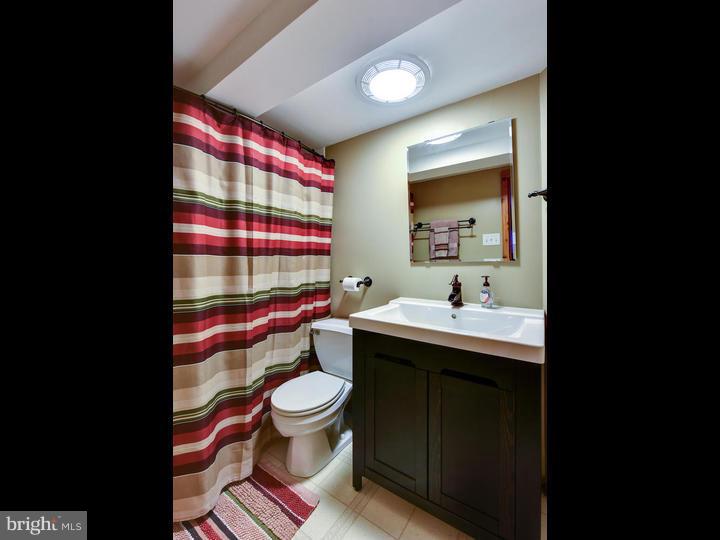 11 East Clearfield Road Havertown, PA 19083 - Photo 23 of 25 Bathroom