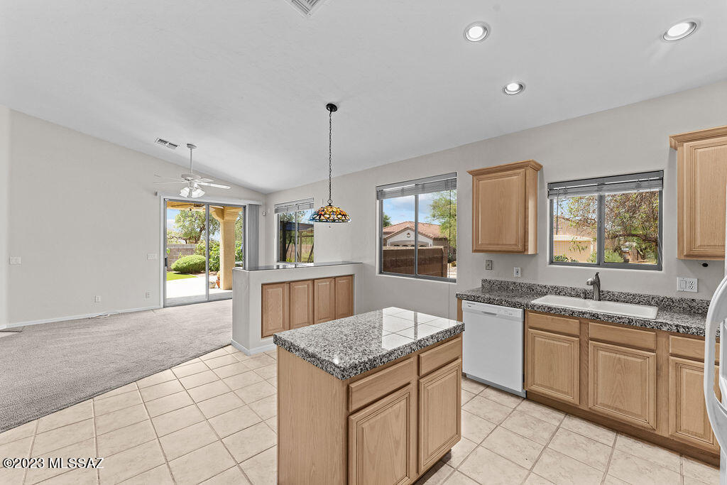 5204 North Spring Pointe Place Tucson, AZ 85749 - Photo 12 of 43 Gallery Image 12