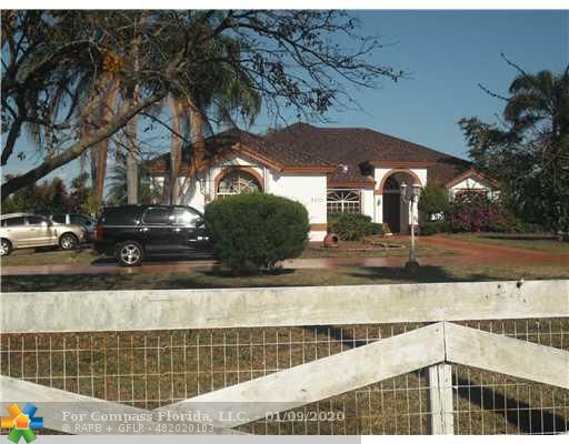 5410 Melaleuca Road Southwest Ranches, FL 33330 - Photo 2 of 25 Exterior Front