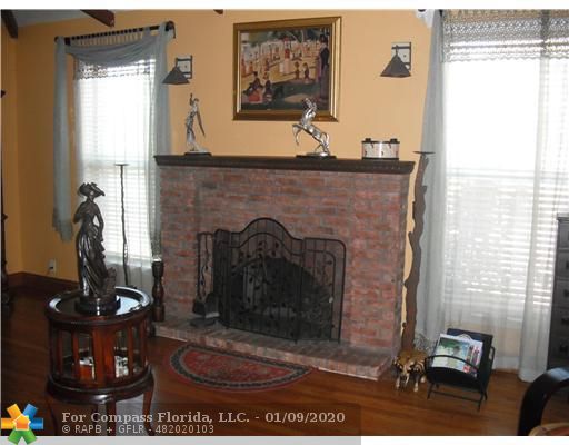 5410 Melaleuca Road Southwest Ranches, FL 33330 - Photo 14 of 25 Den/Family/Great Room