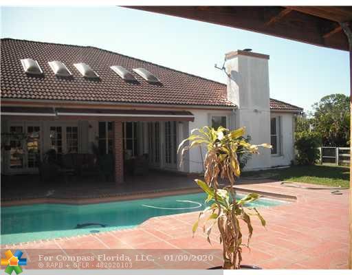 5410 Melaleuca Road Southwest Ranches, FL 33330 - Photo 5 of 25 Swimming Pool/Hot Tub/Sauna