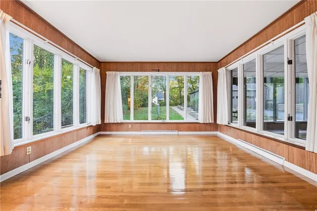 $295,000 | 216 Vine Court, New Wilmington, PA 16142