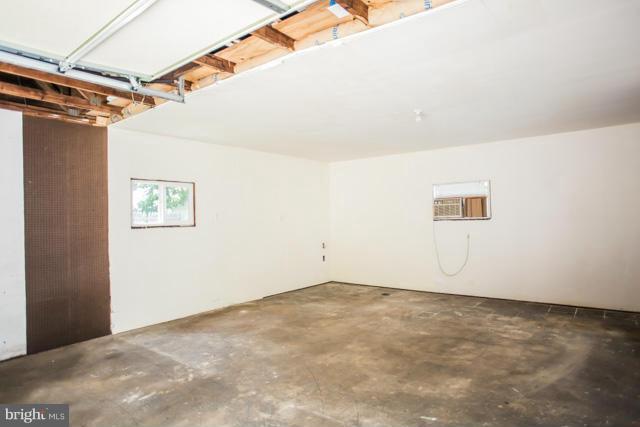 3351 Sykesville Road Westminster, MD 21157 - Photo 25 of 30 spacious detached garage