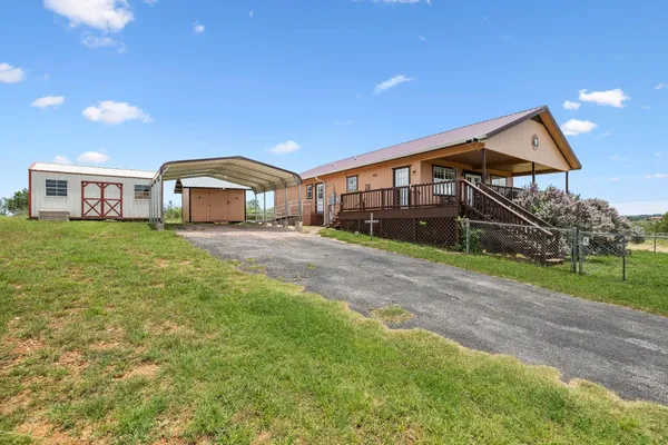 $285,000 | 926 Sandy Mountain Drive, Sunrise Beach, TX 78643