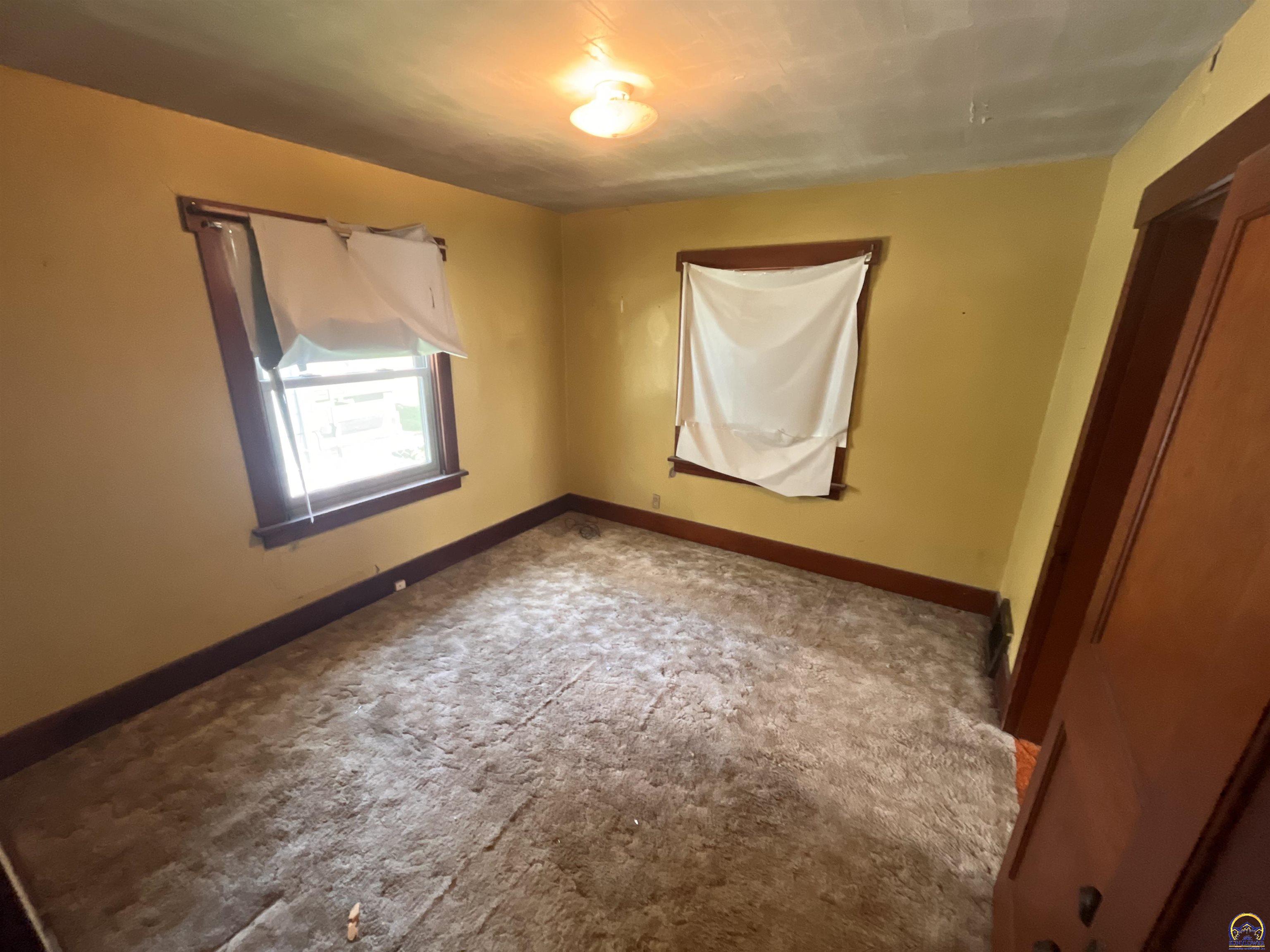 225 Lime Street Topeka, KS 66607 - Photo 6 of 7