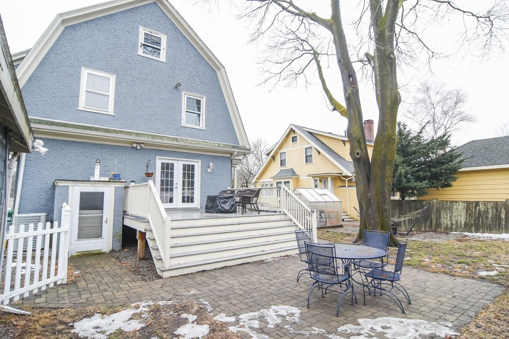 34 Jackson Road Medford, MA 02155 - Photo 3 of 40