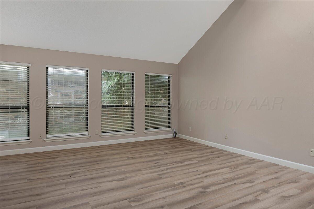 4102 Stony Point Amarillo, TX 79121 - Photo 13 of 28 Living Room 2