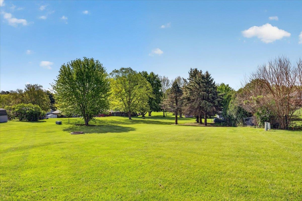 6137 Upper Ridge Way Roscoe, IL 61073 - Photo 40 of 48