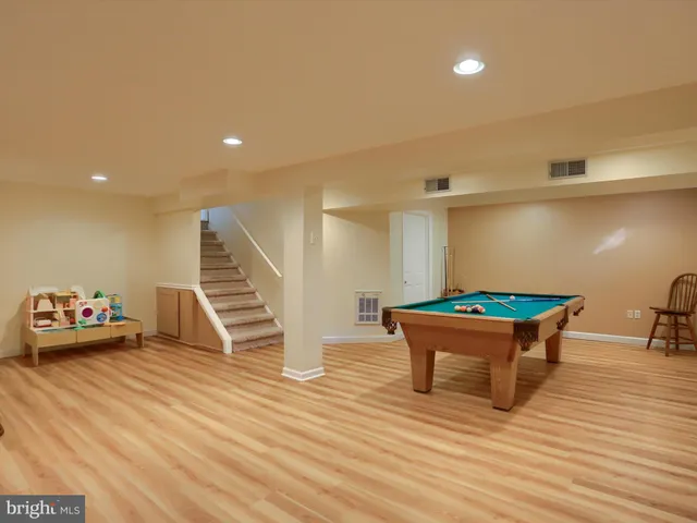 $530,000 | 5256 Strathmore Drive, Mechanicsburg, PA 17050