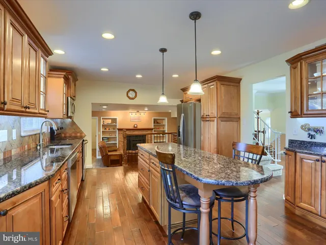 $530,000 | 5256 Strathmore Drive, Mechanicsburg, PA 17050