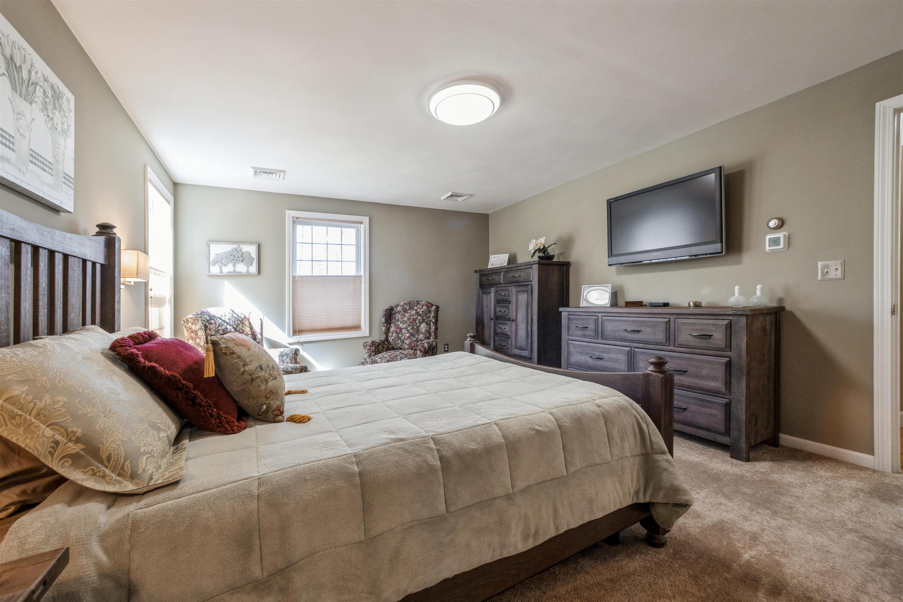 365 Grant Road Newmarket, NH 03857 - Photo 19 of 36
