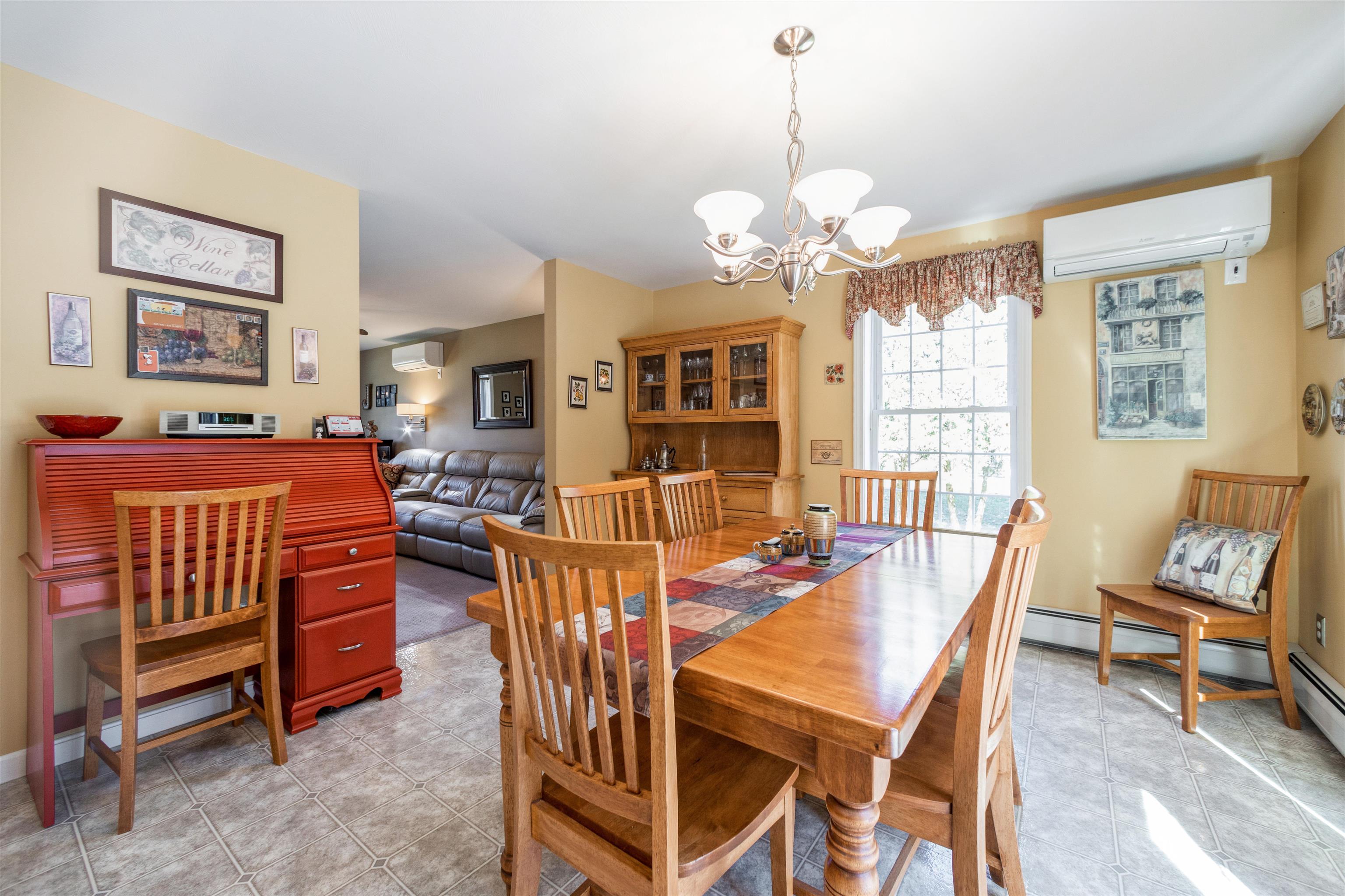 365 Grant Road Newmarket, NH 03857 - Photo 7 of 36
