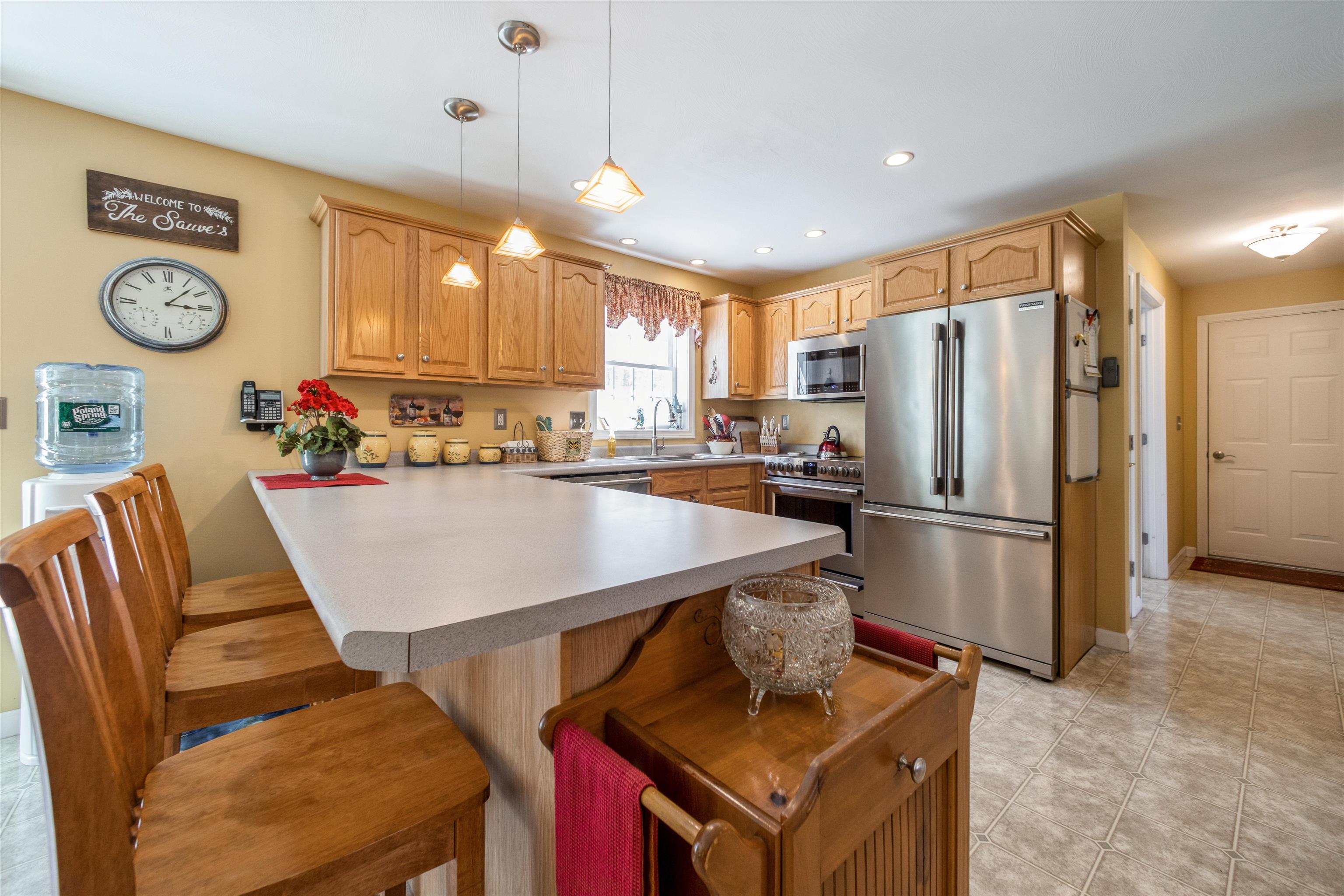 365 Grant Road Newmarket, NH 03857 - Photo 8 of 36