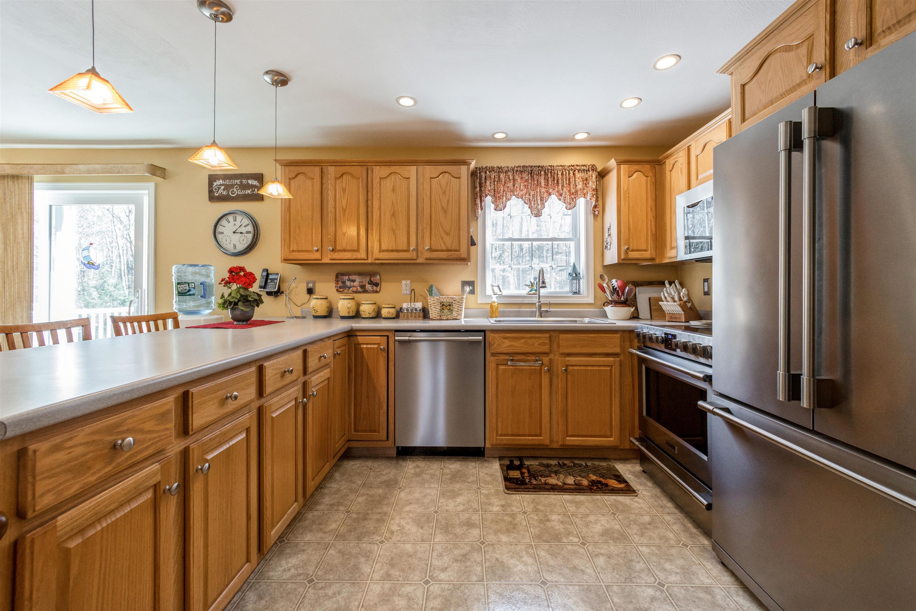 365 Grant Road Newmarket, NH 03857 - Photo 9 of 36