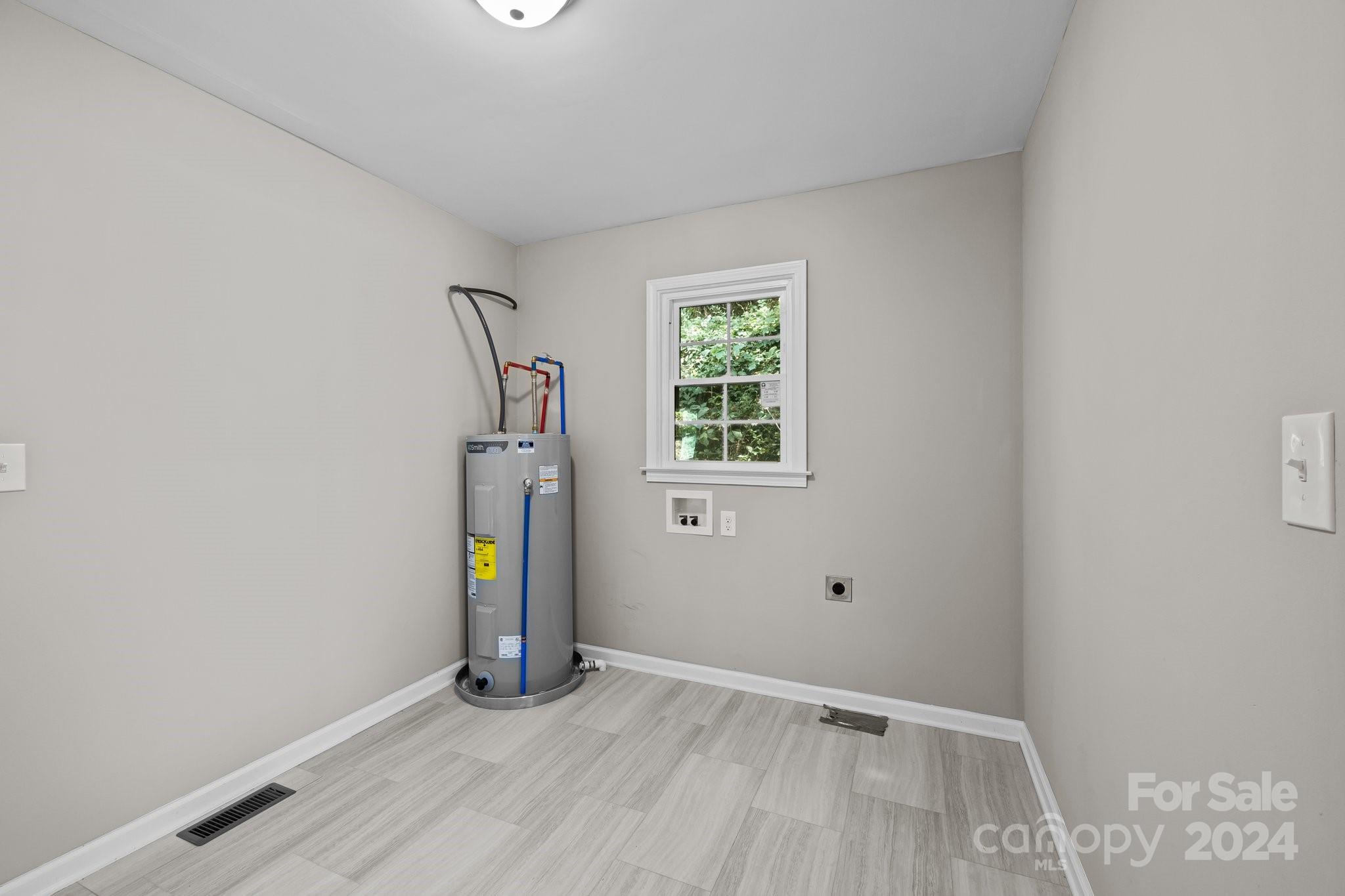 31 Raleigh Lane Hot Springs, NC 28743 - Photo 20 of 32 Gallery Image 20