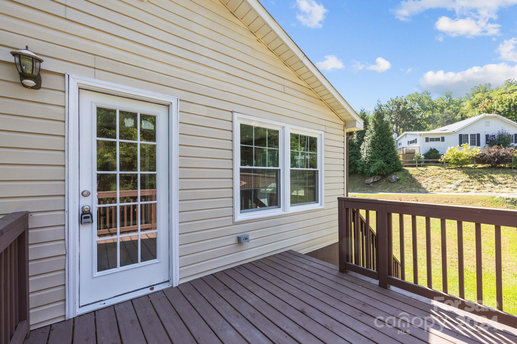 31 Raleigh Lane Hot Springs, NC 28743 - Photo 27 of 32 Gallery Image 27