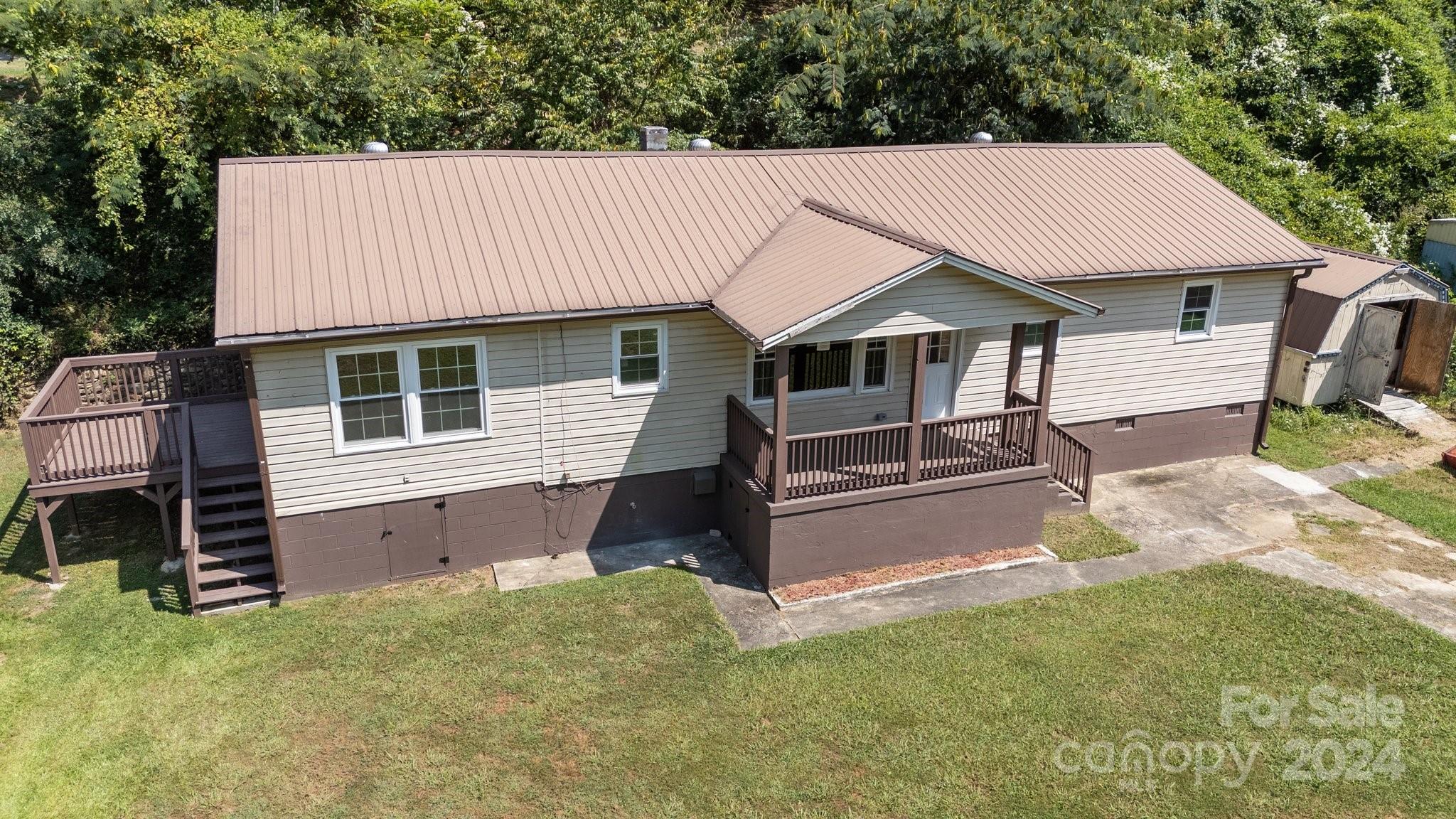 31 Raleigh Lane Hot Springs, NC 28743 - Photo 31 of 32 Gallery Image 31