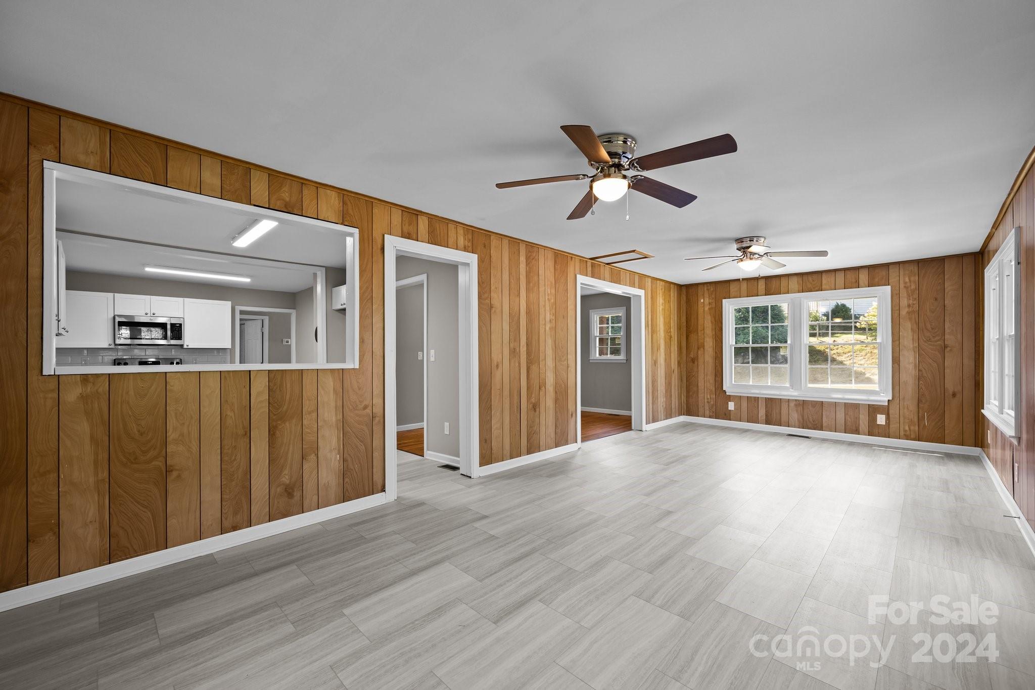 31 Raleigh Lane Hot Springs, NC 28743 - Photo 10 of 32 Gallery Image 10