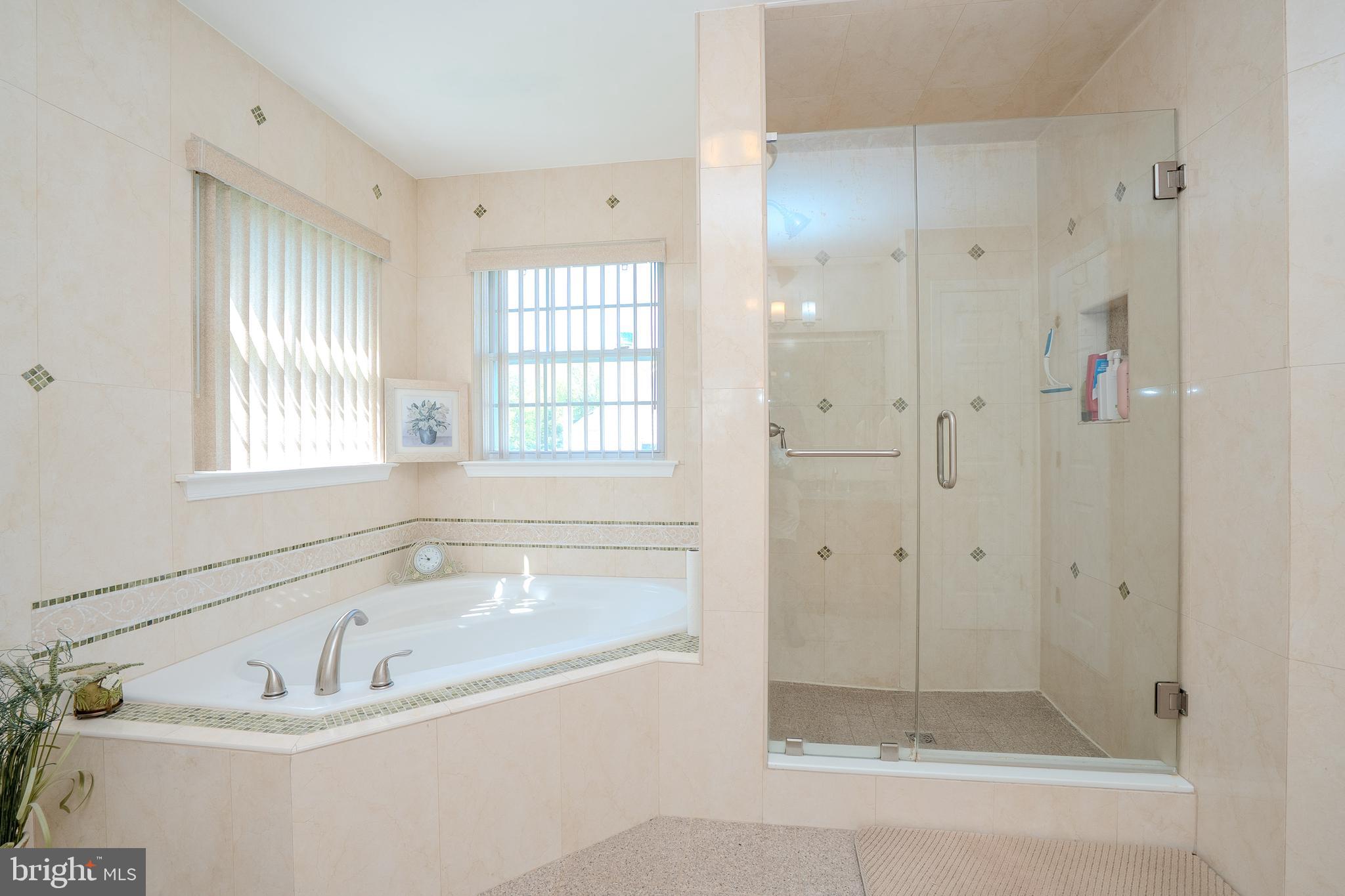 14 Revere Road Monmouth Junction, NJ 08852 - Photo 32 of 40