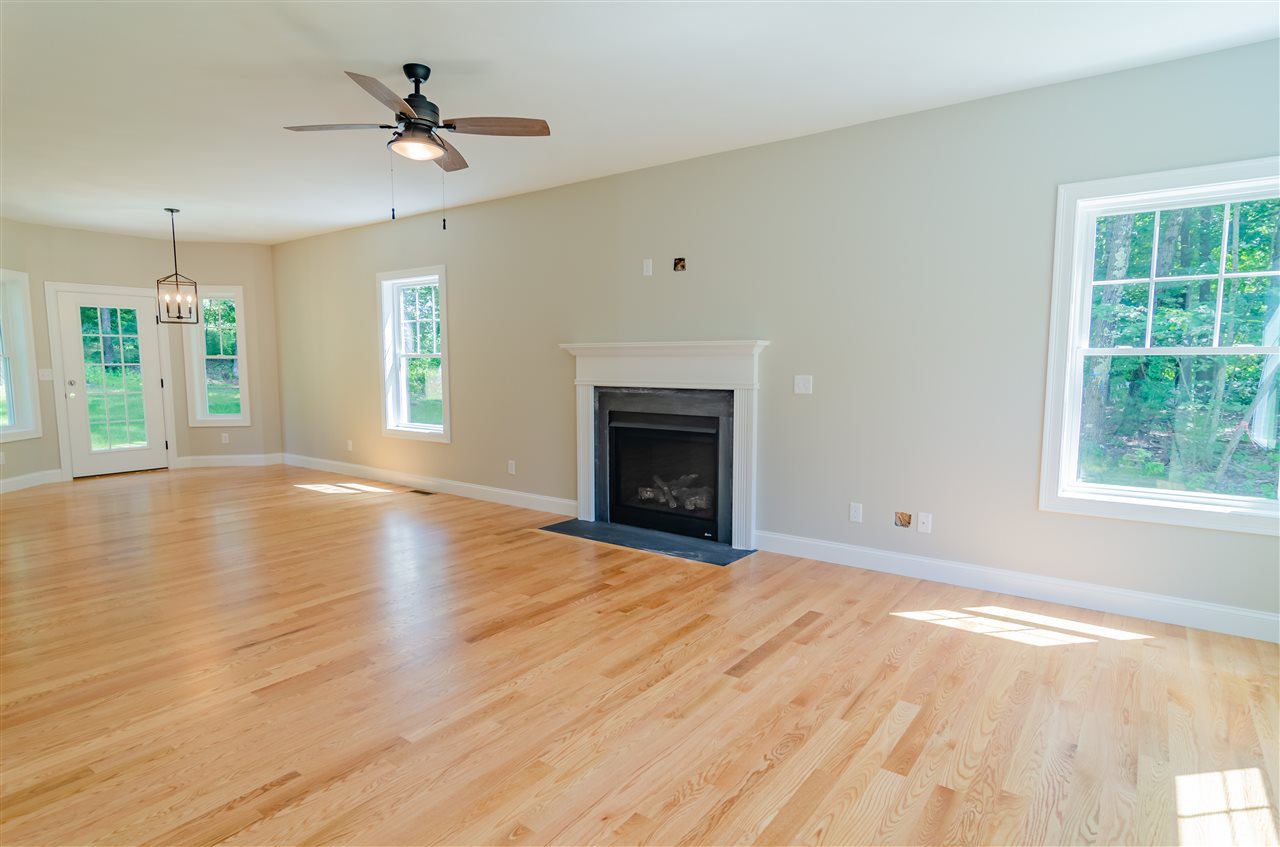 4 Harvey Road Londonderry, NH 03053 - Photo 7 of 24 Gallery Image 7