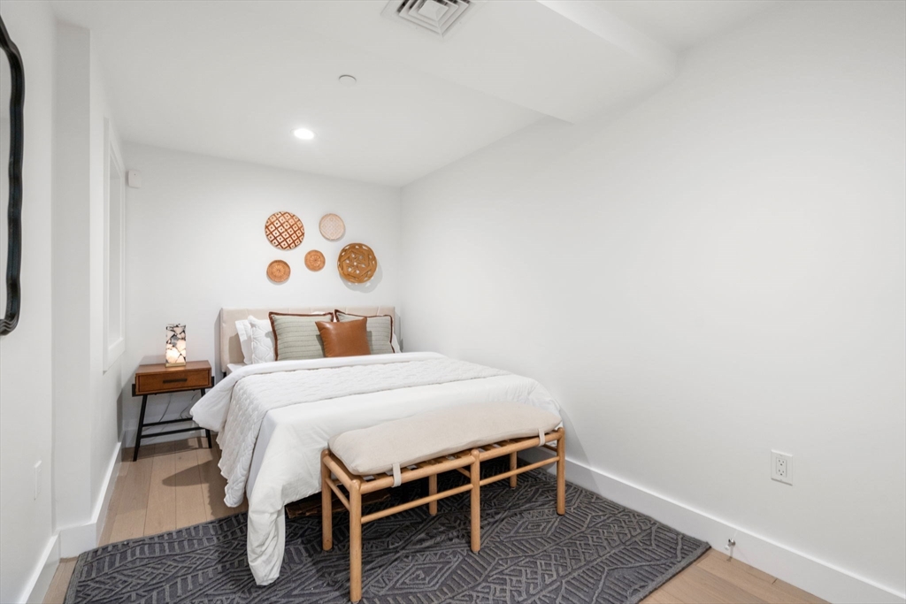 39 A Street, Unit 1 Boston, MA 02127 - Photo 11 of 19