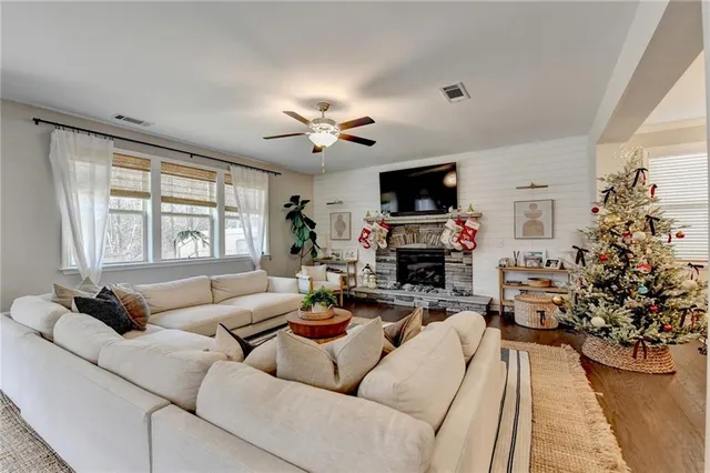 $755,000 | 955 Laura Jean Court, Buford, GA 30518