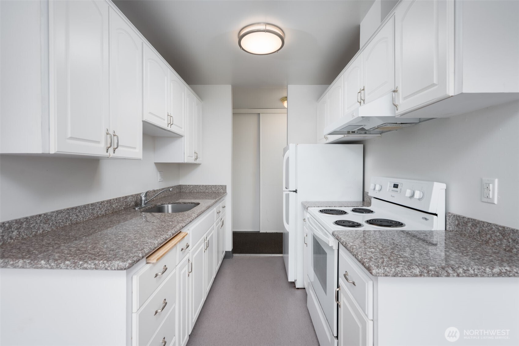 600 West Emerson Street Seattle, WA 98119 - Photo 3 of 15