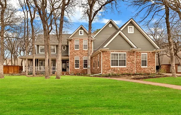 $700,000 | 35 Oak Forrest Circle, Denton, TX 76210