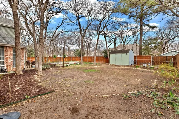 $700,000 | 35 Oak Forrest Circle, Denton, TX 76210